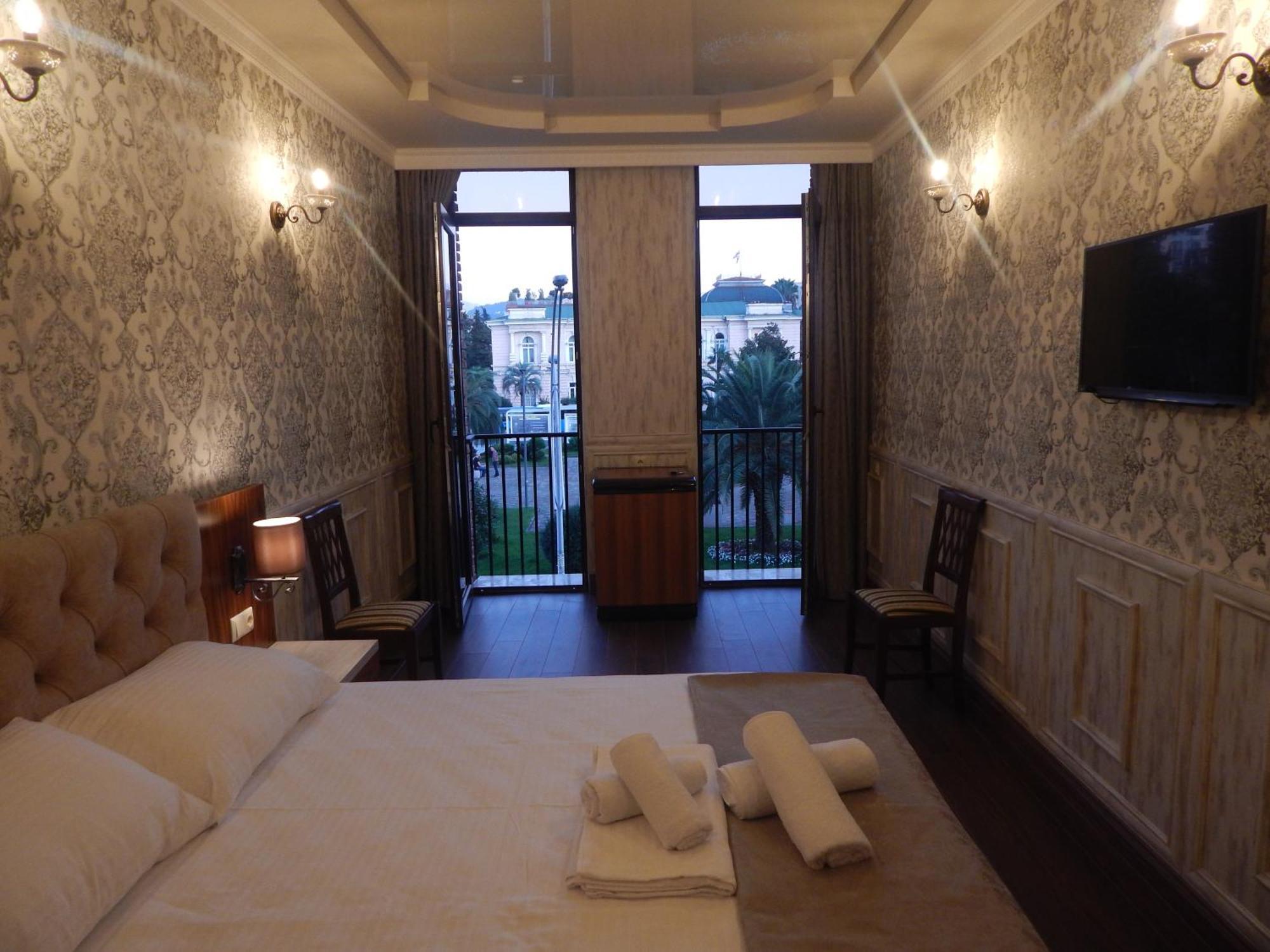 Melini Boutique Hotel Μπατούμι Εξωτερικό φωτογραφία